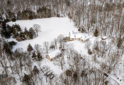 35 Appaloosa Ln, Millbrook, NY, 12545-6051 | Card Image