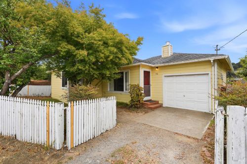 40 S Knoll Rd, Mill Valley, CA, 94941-2410 | Card Image