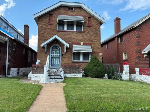 4877 Calvin Ave, Saint Louis, MO, 63115-2210 | Card Image
