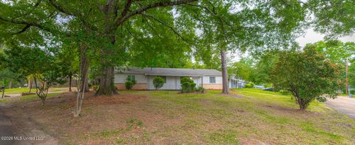 3229 Ridgeland Drive, Jackson, MS, 39212 | Card Image