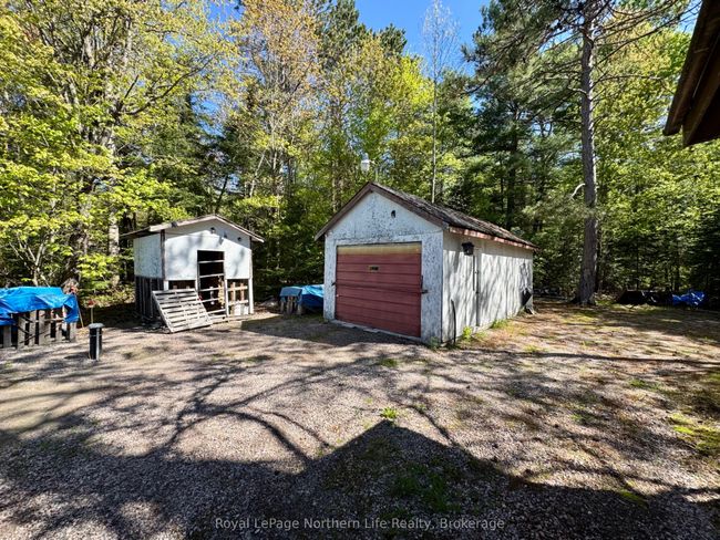 304 Lake Nipissing Rd, House other with 2 bedrooms, 1 bathrooms and 4 parking in Nipissing ON | Image 27