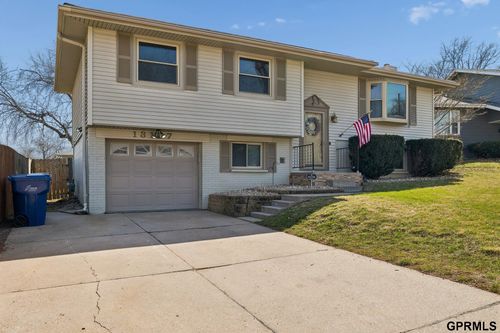 13107 Josephine St, Omaha, NE, 68138-6012 | Card Image