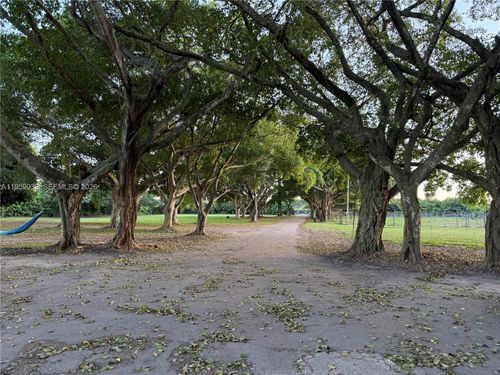 19051 Sw 136th St, Miami, FL, 33196 | Card Image