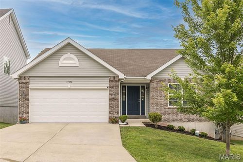 17458 Wyman Ridge Dr, Eureka, MO, 63025-4027 | Card Image