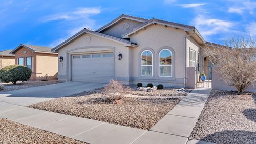 331 Rio Chama Cir Sw, Los Lunas, NM, 87031-8832 | Card Image