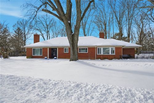 4033 Stonehaven Rd, Kettering, OH, 45429-1745 | Card Image