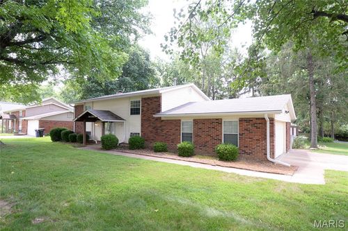966 Barbara Ann Ln, Ellisville, MO, 63021-4724 | Card Image