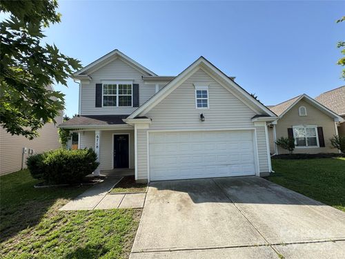 6718 Sequoia Hills Dr, Harrisburg, NC, 28075-6706 | Card Image