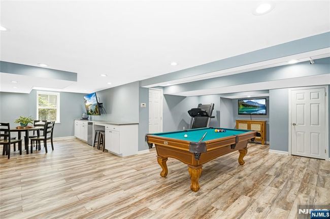 17 Windham Pl, House other with 6 bedrooms, 6 bathrooms and null parking in Glen Rock NJ | Image 35