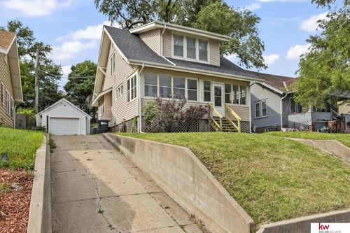 4323 Leavenworth St, Omaha, NE, 68105-1031 | Card Image