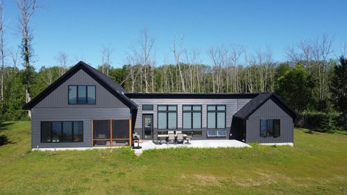 N2598 State Highway M35, Menominee, MI, 49858-9537 | Card Image