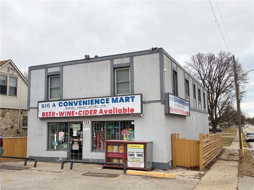 794 London Rd, Sarnia, ON, N7T4Y1 | Card Image