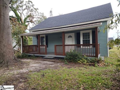 1 Beattie St, Greenville, SC, 29611-3510 | Card Image