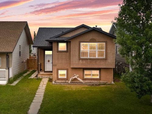 308 Lancaster Dr, Red Deer, AB, T4R3R7 | Card Image