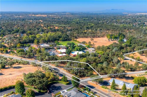 4 Gopher Rd, Oroville, CA, 95966-9495 | Card Image