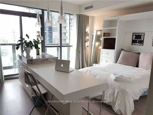 1607-101 Charles St E, Toronto, ON, M4Y0A9 | Card Image