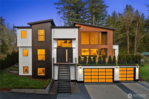 9730 354th Ave Se, Snoqualmie, WA, 98065-9688 | Card Image