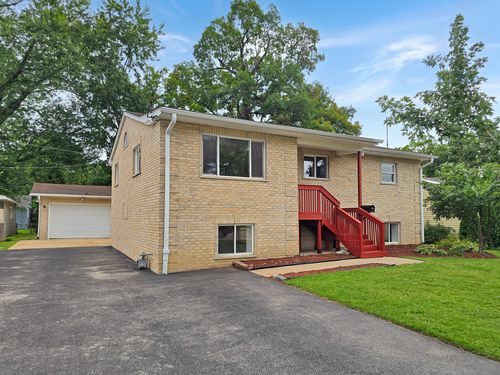 7 Cardinal Ln, Carpentersville, IL, 60110-1603 | Card Image