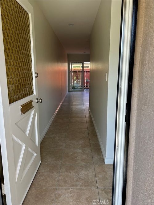 7112 Heil, Huntington Beach, CA, 92647 | Card Image