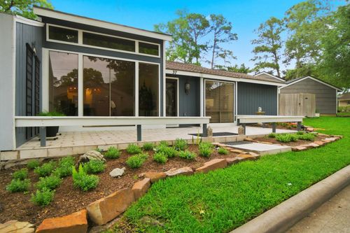 37 April Vlg, Montgomery, TX, 77356-5805 | Card Image