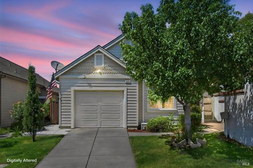 864 Glen Miller Drive, Windsor, CA, 95492 | Card Image