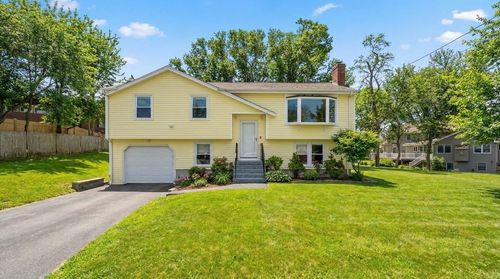 4 Gangi Ter, Woburn, MA, 01801 | Card Image