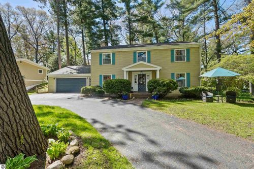 1310 Peninsula Court, Traverse City, MI, 49686 | Card Image