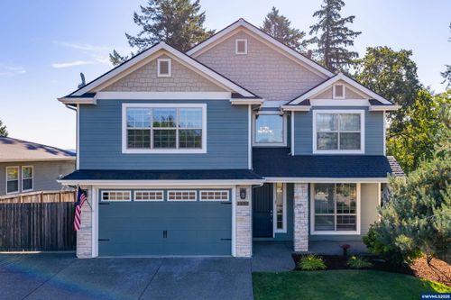 2697 Broadway St Nw, Albany, OR, 97321-1073 | Card Image