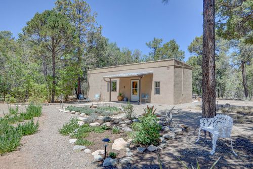 17 Robinhood Ln, Tijeras, NM, 87059 | Card Image