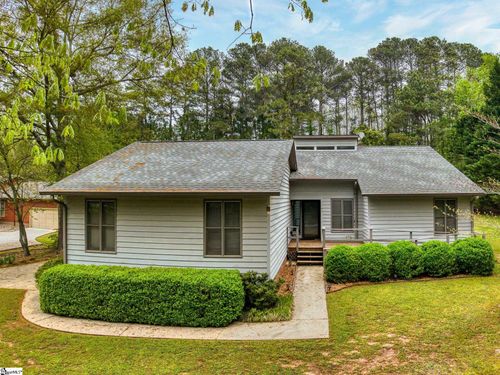 107 Creekview Dr, Clemson, SC, 29631-1979 | Card Image