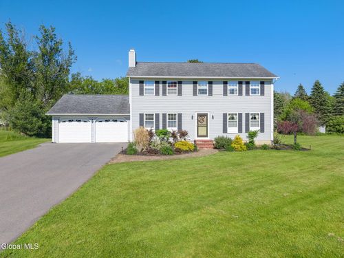 4 Canter Ln, Johnstown, NY, 12095-9621 | Card Image
