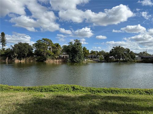 6-5697 Ashton Lake Dr, Sarasota, FL, 34231-6260 | Card Image