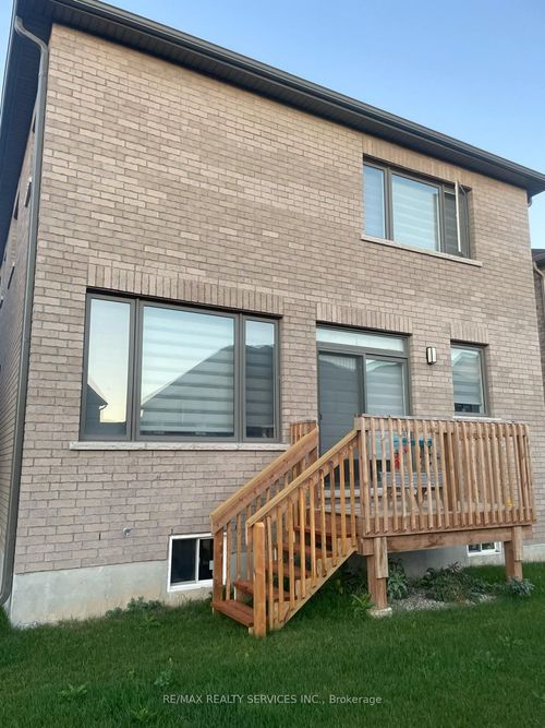 21 Prince Philip Blvd, Ayr, ON, N0B1E0 | Card Image