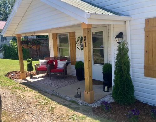 81 Highland Park Dr, Williamsburg, KY, 40769-2070 | Card Image