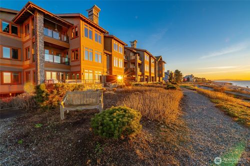 b202-9535 Semiahmoo Pkwy, Blaine, WA, 98230-9821 | Card Image
