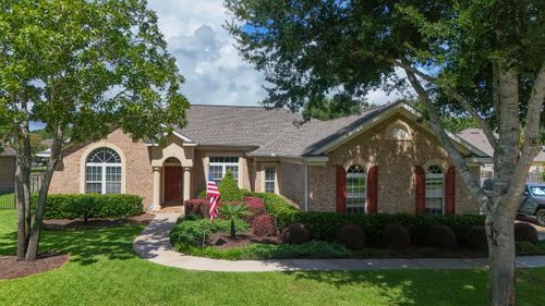 174 Mango Ln, Freeport, FL, 32439-6688 | Card Image