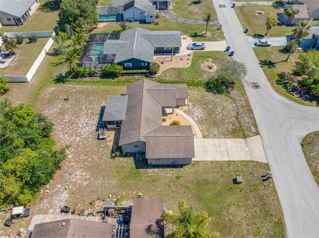 7309 Berwick Way, House other with 3 bedrooms, 2 bathrooms and null parking in Weeki Wachee FL | Image 57