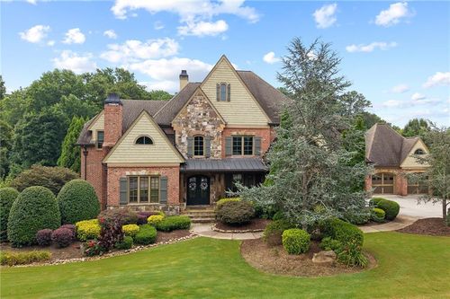 2750 Drayton Hall Dr, Buford, GA, 30519-5803 | Card Image