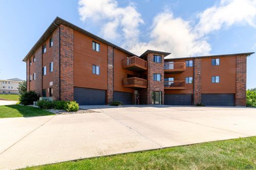 apt-205-4235 Fairway Hills Dr, Rapid City, SD, 57702-5343 | Card Image
