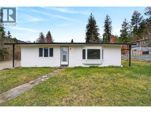 4640 70 Avenue Ne, Salmon Arm, BC, V0E1K0 | Card Image