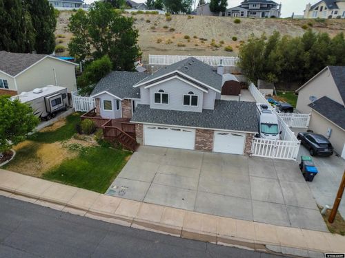 2115 E Teton Blvd, Green River, WY, 82935-6220 | Card Image