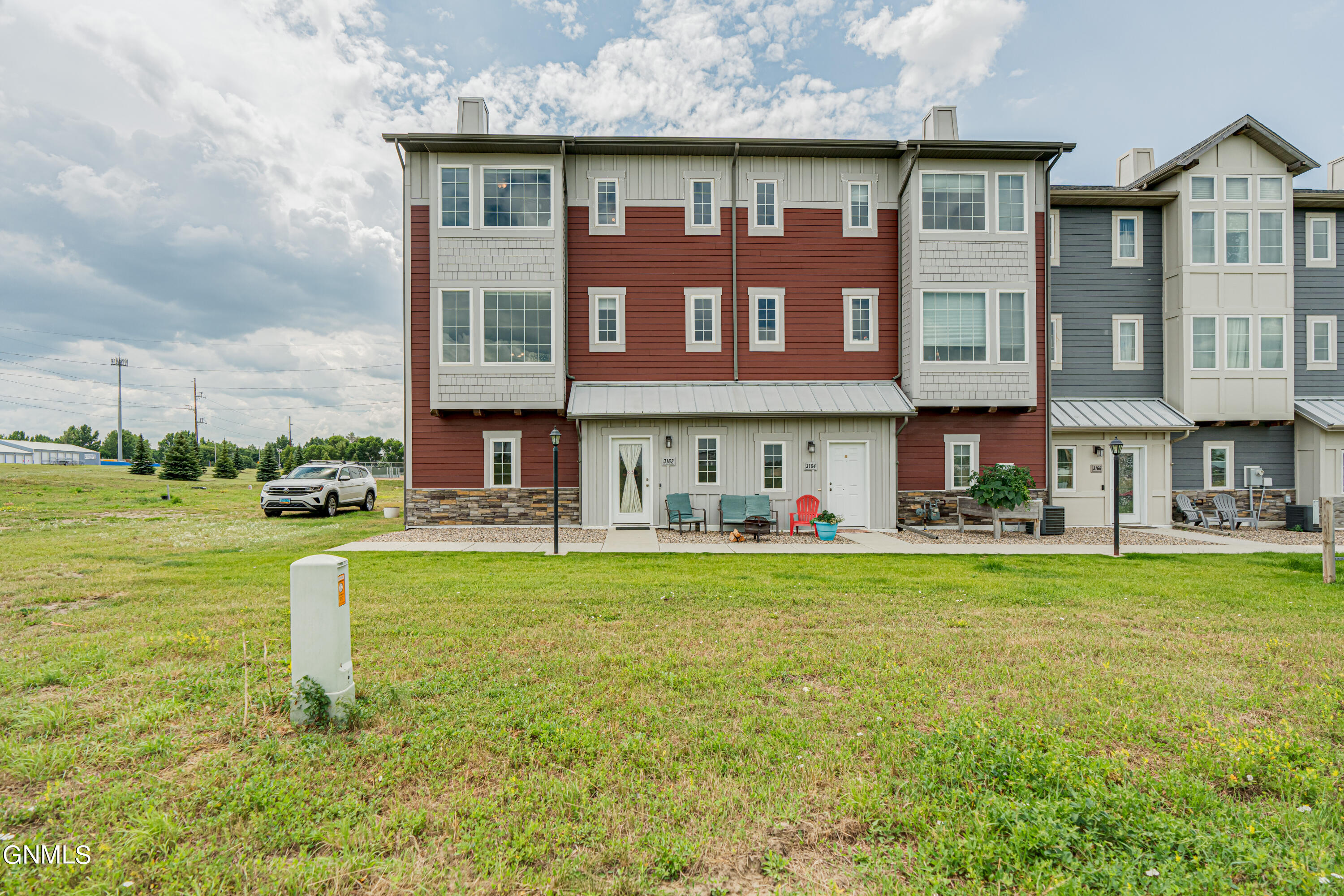 Sullivan Loop, Lincoln, ND 58504