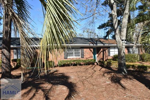 611 N 4th St, Jesup, GA, 31545-1051 | Card Image