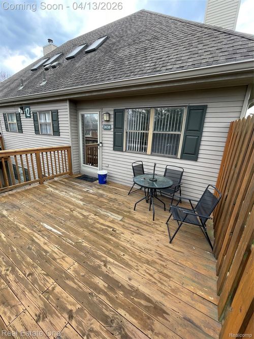 120-24738 Cashmere Ct, Southfield, MI, 48033-4869 | Card Image