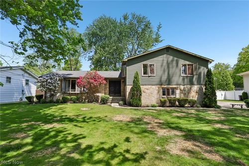 3329 S Maple Ln, Ashtabula, OH, 44004-4417 | Card Image