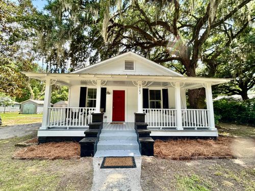 5762 Highway 165, Ravenel, SC, 29470-5578 | Card Image