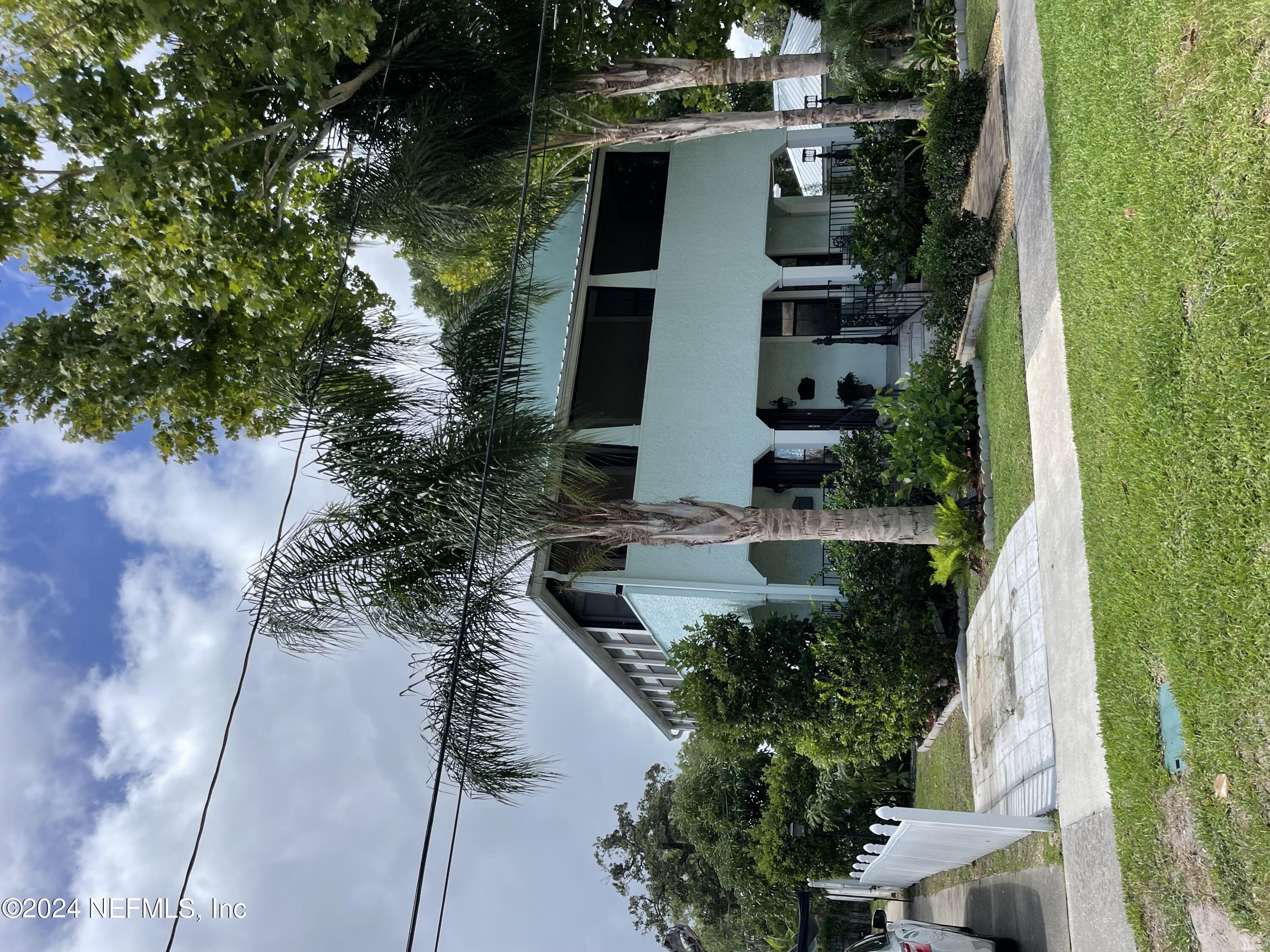 Spring St, Green Cove Springs, FL 32043