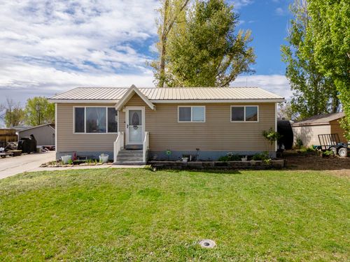 756 E 400 N, Roosevelt, UT, 84066-3501 | Card Image