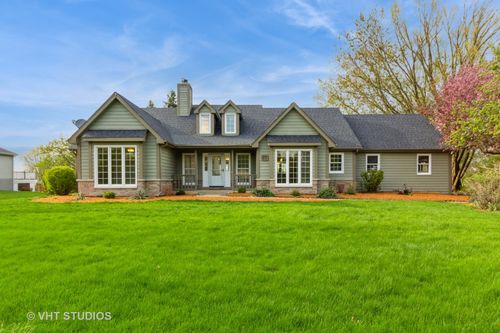 23 N Royal Oaks Dr, Bristol, IL, 60512-9700 | Card Image