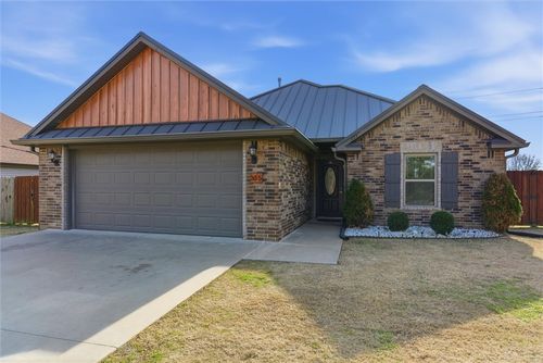 355 Lucian Ln, Springdale, AR, 72764-5005 | Card Image